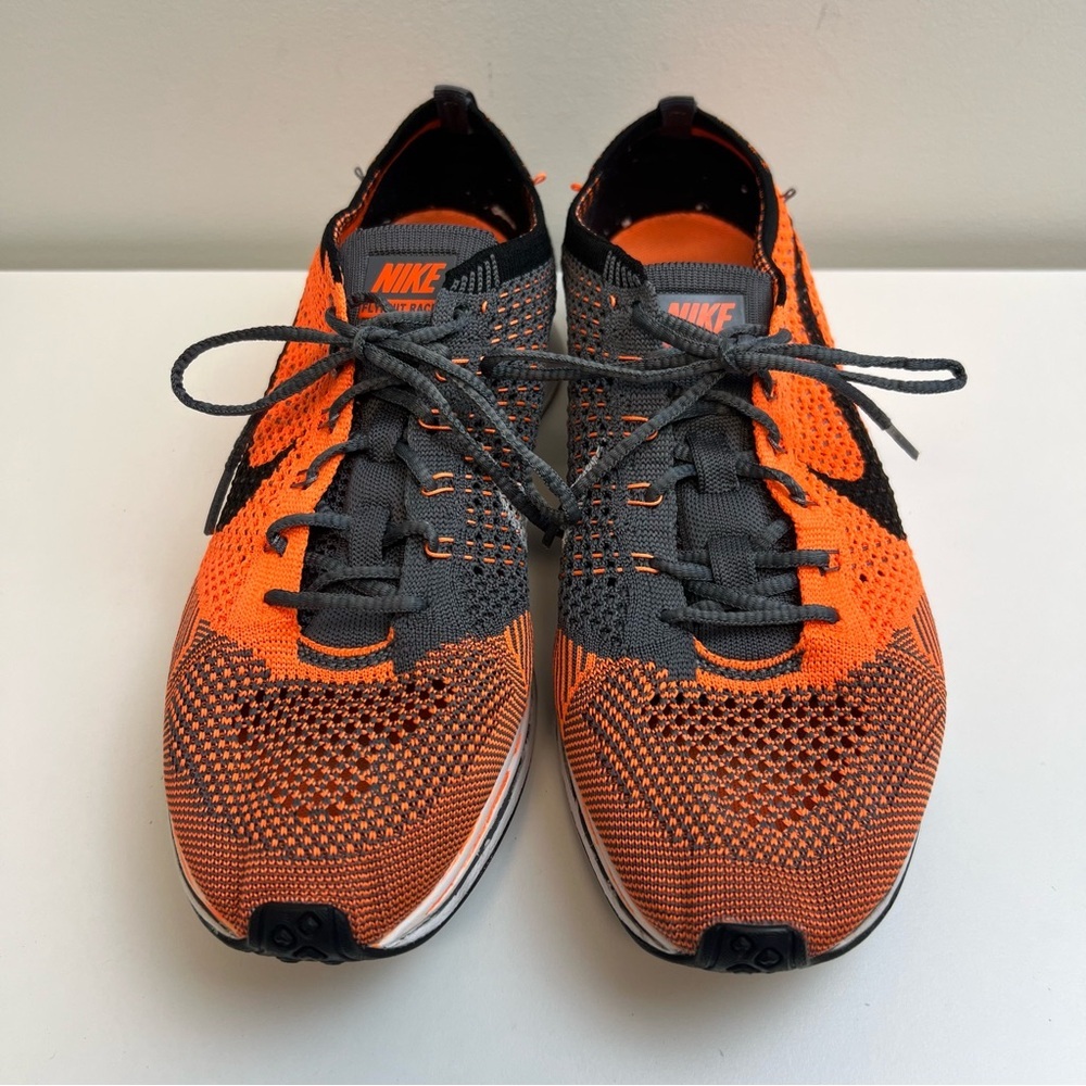 Nike Flyknit Racer Mens Size 9 Sneakers Runners Orange Black Mesh Swoosh - Picture 3 of 10